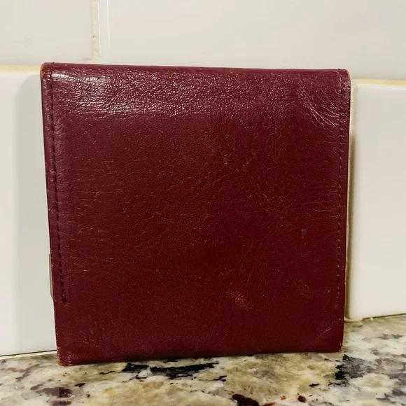CARTIER Oxblood Red Leather Logo Small Wallet 💯 AUTHENTIC - Picture 4 of 13